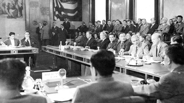 ประชามติเกี่ยวกับข้อตกลงเจนีวาปี๑๙๕๔ บทเรียนอันล้ำค่าเกี่ยวกับการพิทักษ์รักษาอธิปไตย